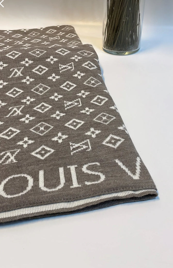 Louıs Vuitton Çift Tarafı Şal