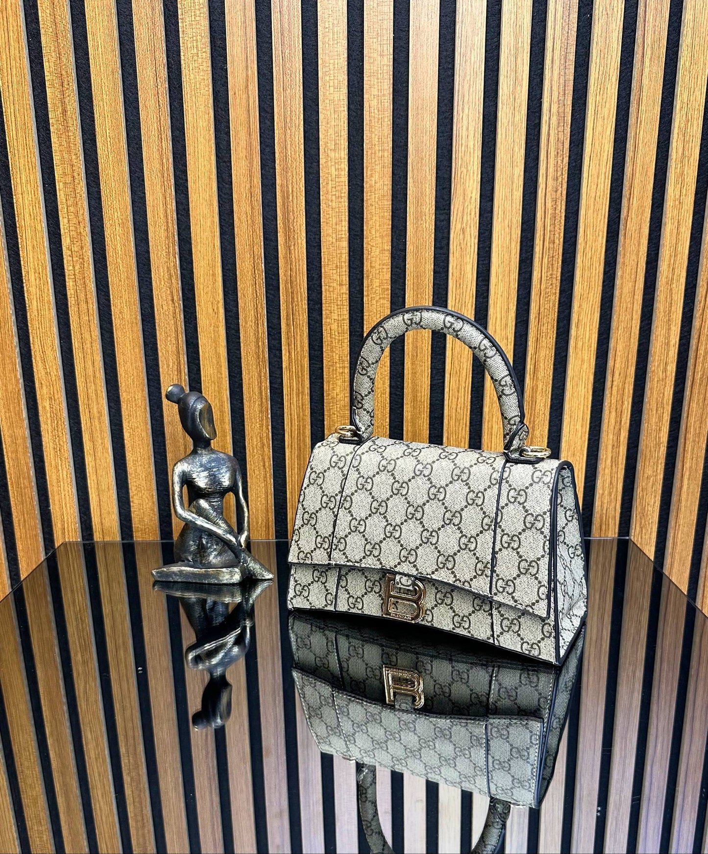 Balenciaga Gri El çantası