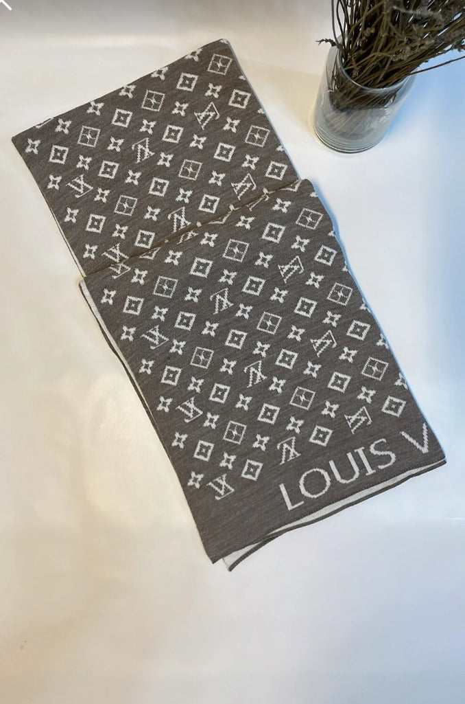 Louıs Vuitton Çift Tarafı Şal