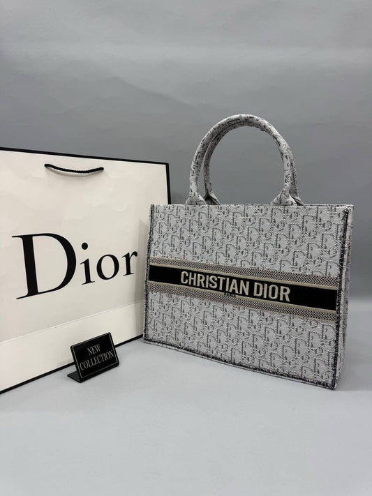 Christian Dior Beyaz Logolu Tote Çanta
