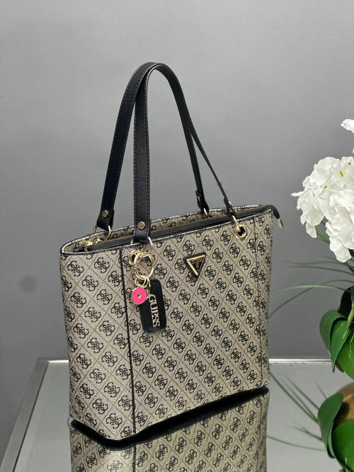 Guess Krem/Siyah Omuz Çantası