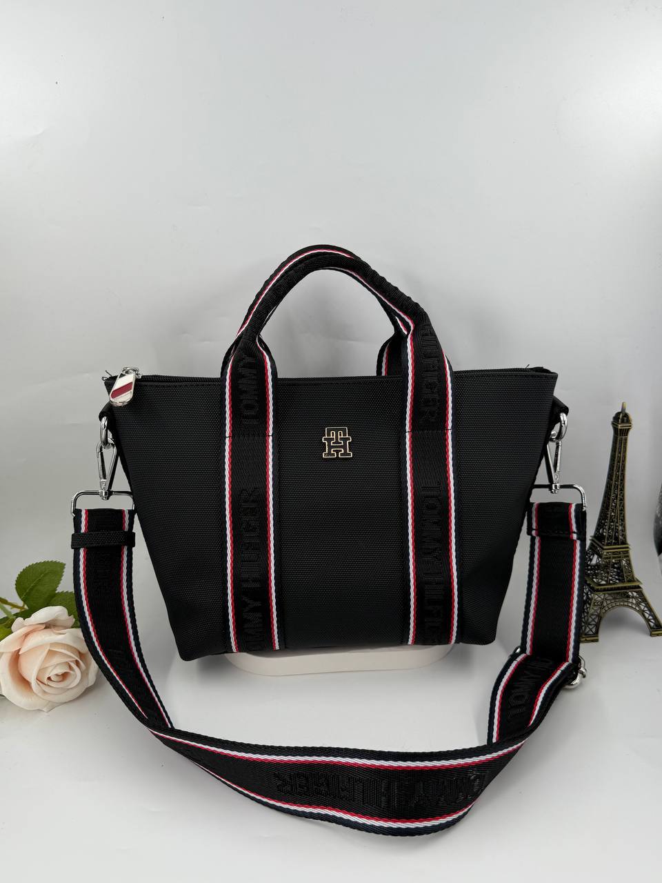 Tommy Hilfiger Logo Tape Siyah Omuz Çantası