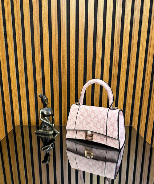 Balenciaga Pembe El Çantası