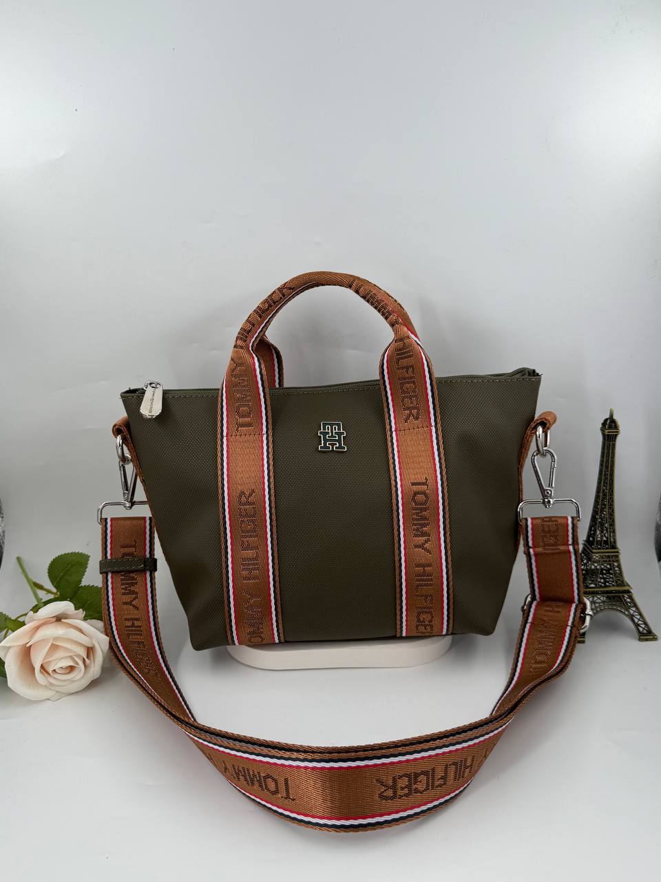 Tommy Hilfiger Logo Tape Haki Omuz Çantası